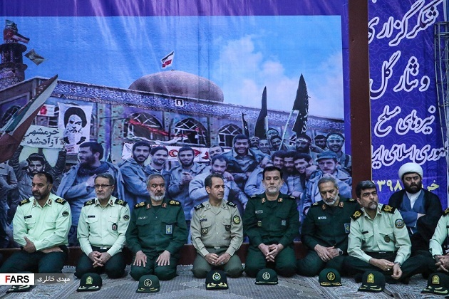 آئین شکرگزاری و نثار گل نیرو&zwnj;های مسلح جمهوری اسلامی ایران در سالروز آزادسازی خرمشهر