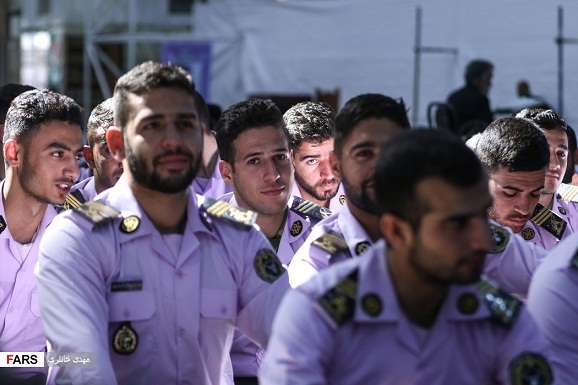 آئین شکرگزاری و نثار گل نیرو&zwnj;های مسلح جمهوری اسلامی ایران در سالروز آزادسازی خرمشهر