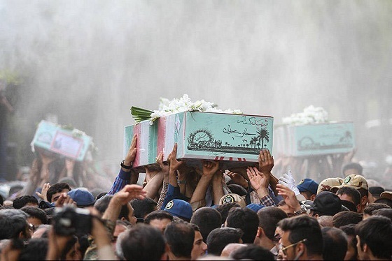 زنده نگه داشتن نام شهدا ، فریضه ای انسان ساز است