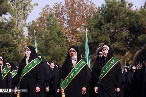 بازدید سرلشکر سلامی از صبحگاه مشترک یگان های نمونه سپاه تهران بزرگ