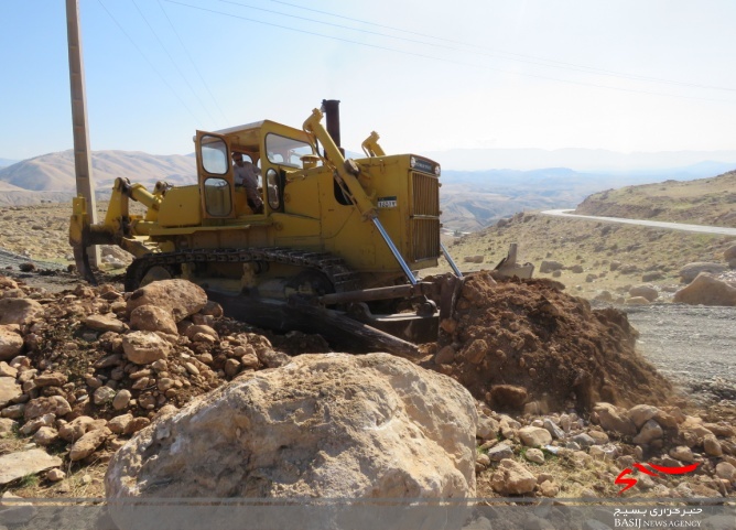 احداث راه روستایی در ارتفاعات شهر ازگله به‌همت گردان مهندسی تیپ انصارالحسین(ع)