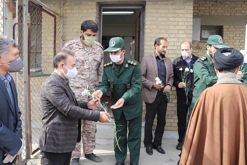 اقدام جهادی پایگاه بسیج شهید آهنگرانی پالایشگاه( تریلی داران استان مرکزی) درتهیه مواد ضدعفونی کننده و بسته های بهداشتی جهت توزیع بین صنف رانندگان اقدام جهادی پایگاه بسیج شهید آهنگرانی پالایشگاه( تریلی داران استان مرکزی) درتهیه مواد ضدعفونی کننده و بسته های بهداشتی جهت توزیع بین صنف رانندگان