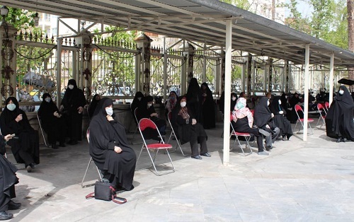 بانوان فرهنگساز و فداکار بسیجی&nbsp;گردان های الزهرا(س) برای نجات جان بیماران به جمع اهداکنندگان خون پیوستند