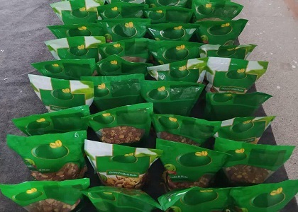 تقدیر از کادر درمانی توسط هیئت شهدای مدافع حرم اهل بیت (ع)