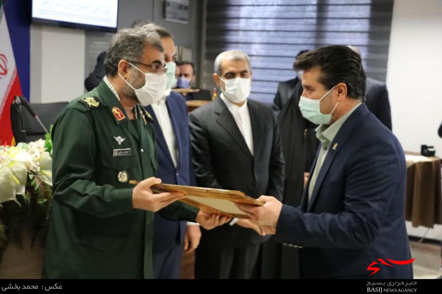 نهضت کمکرسانی در ایام کرونا به دستور رهبری در حال انجام است نهضت کمکرسانی در ایام کرونا به دستور رهبری در حال انجام است