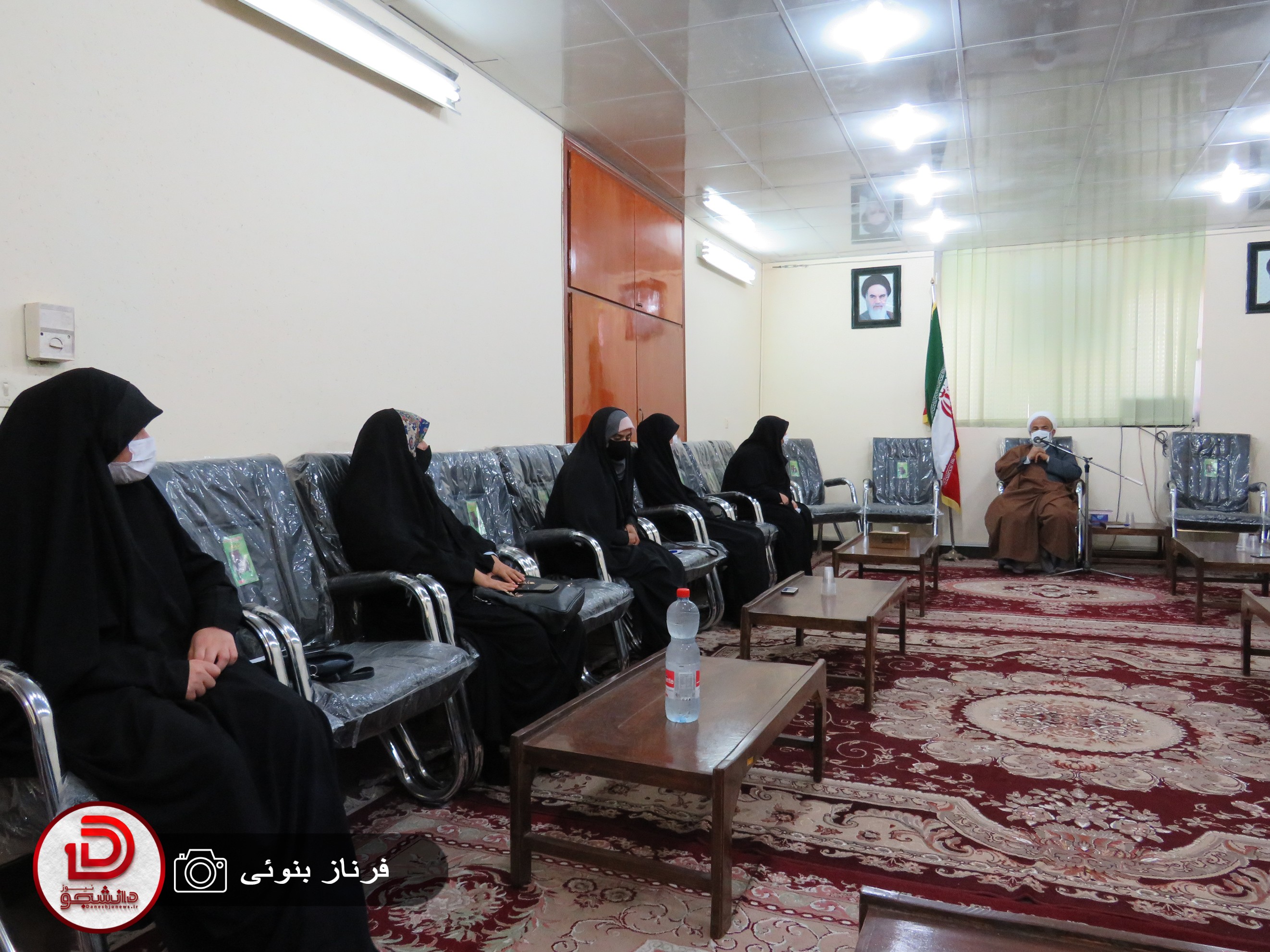 دیدار جمعی از مسئولین بسیج دانشجویی شهرستان دشتستان با امام جمعه شهر برازجان + عکس