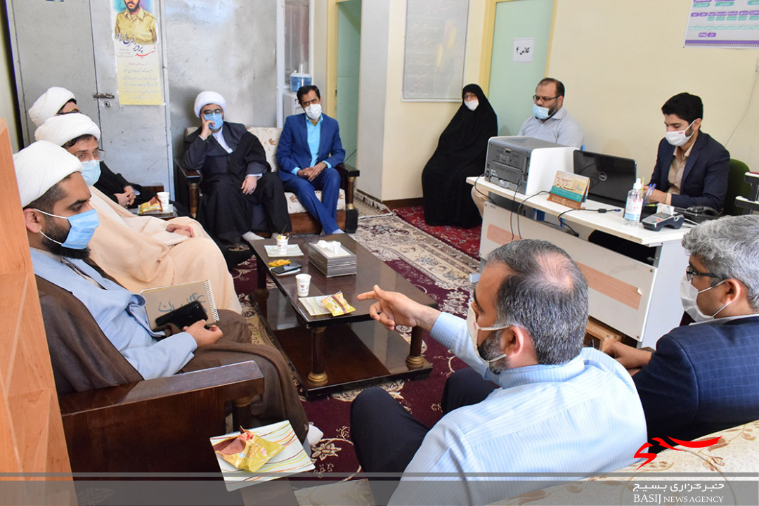 بازدید معاون امور فرهنگی و تبلیغ سازمان تبلیغات اسلامی از مؤسسه قرآنی نورالثقلین بوشهر بازدید معاون امور فرهنگی و تبلیغ سازمان تبلیغات اسلامی از مؤسسه قرآنی نورالثقلین بوشهر