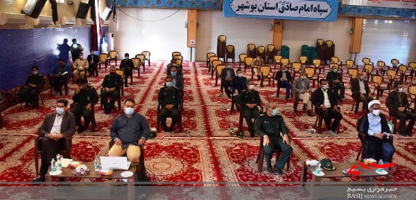 همایش علمی مکتب شهید سلیمانی در بوشهر برگزار شد/ تقدیر از 10 مقاله برتر همایش علمی بسیج