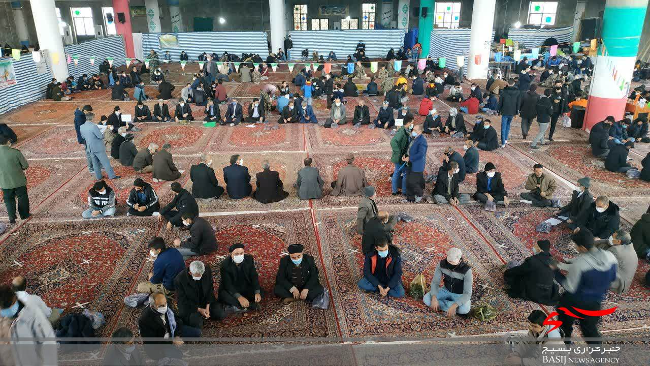 همایش میقات حلقه های صالحین درنماز جمعه دلفان همایش میقات حلقه های صالحین درنماز جمعه دلفان
