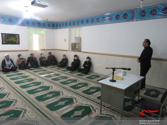 نشست بصیرتی در سپاه دلوار برگزار شد نشست بصیرتی در سپاه دلوار برگزار شد