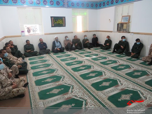 نشست بصیرتی در سپاه دلوار برگزار شد نشست بصیرتی در سپاه دلوار برگزار شد