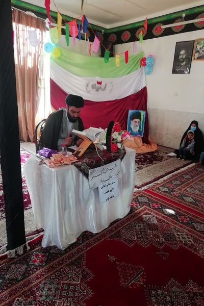نمایشگاه تولیدات خانگی بانوان بسیجی در دهه فجر نمایشگاه تولیدات خانگی بانوان بسیجی در دهه فجر