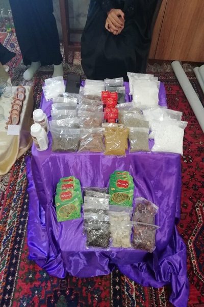 نمایشگاه تولیدات خانگی بانوان بسیجی در دهه فجر نمایشگاه تولیدات خانگی بانوان بسیجی در دهه فجر