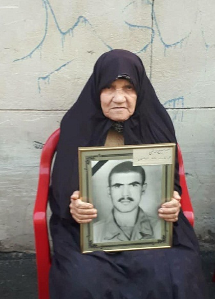 برگزاری مراسم روز مادر در جوار مادران شهیدان جنگ تحمیلی