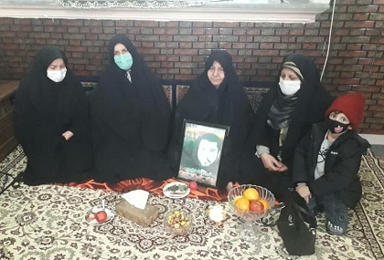 دیدار با خانواده شهدا و غبار روبی مزار شهدا