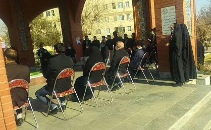 مراسم غبار روبی و عطر افشانی مزار شهدای گمنام محله ۱۷ شهریور