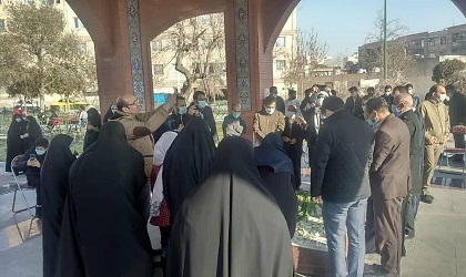 مراسم غبار روبی و عطر افشانی مزار شهدای گمنام محله ۱۷ شهریور