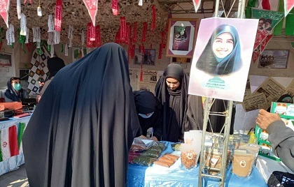 مراسم غبار روبی و عطر افشانی مزار شهدای گمنام محله ۱۷ شهریور