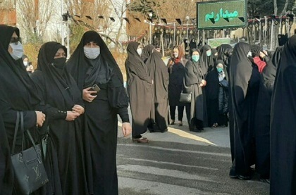 مراسم تشییع شهید گمنام در شهرک شهید رسولی
