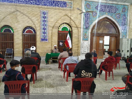 حلقات صالحین بهترین مکان برای تقویت معرفت و بصیرت بسیجیان است