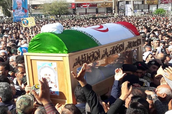 خرسند اگر چه ناجوانمردانه، اما خرسند رفت، علی وار زندگی کرد و علی وار به شهادت رسید