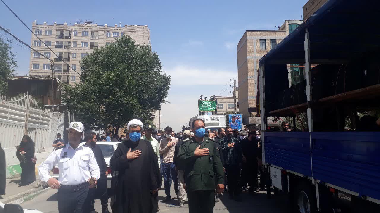 آئین وداع و تشییع پیکر مطهر شهید «اصغر پاشاپور» ظهر یکشنبه در ری برگزار شد. آئین وداع و تشییع پیکر مطهر شهید «اصغر پاشاپور» ظهر یکشنبه در ری برگزار شد.