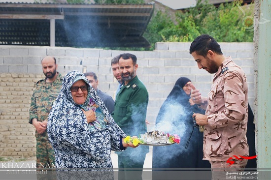 سپاه ساری کلید ۴۵ واحد مسکونی را به نیازمندان اهدا کرد