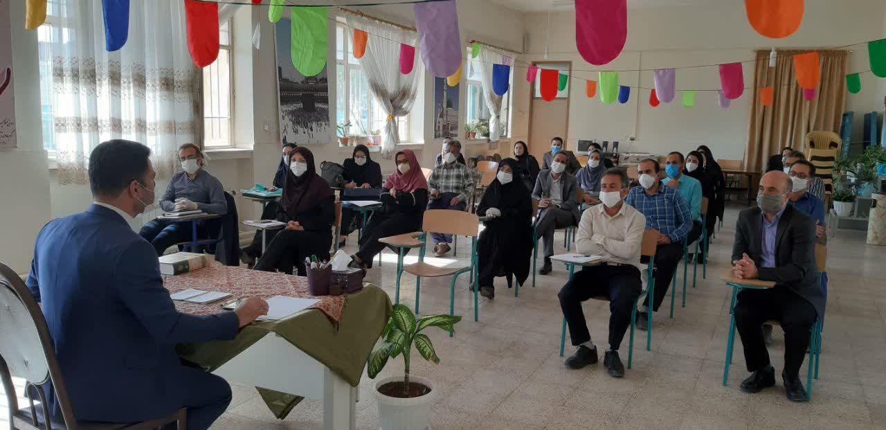 جلسه آموزشی عوامل اجرائی پایگاه&zwnj;های سنجش سلامت جسمانی شرق استان در شاهرود