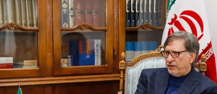 ترسیم نقشه راه پیگیری حقوقی پرونده ترور شهید سپهبد سلیمانی توسط رئیس دستگاه قضا/ استمرار شناسایی اپراتورهای پهپادهای آمریکایی دخیل در ترور/ آخرین وضعیت جعبه سیاه هواپیمای اوکراینی و توافق ۲۵ ساله با چین ترسیم نقشه راه پیگیری حقوقی پرونده ترور شهید سپهبد سلیمانی توسط رئیس دستگاه قضا/ استمرار شناسایی اپراتورهای پهپادهای آمریکایی دخیل در ترور/ آخرین وضعیت جعبه سیاه هواپیمای اوکراینی و توافق ۲۵ ساله با چین