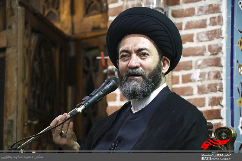 نقطه مشترک تمام ادیان آسمانی برقراری ارتباط و آشتی با خداوند متعال است