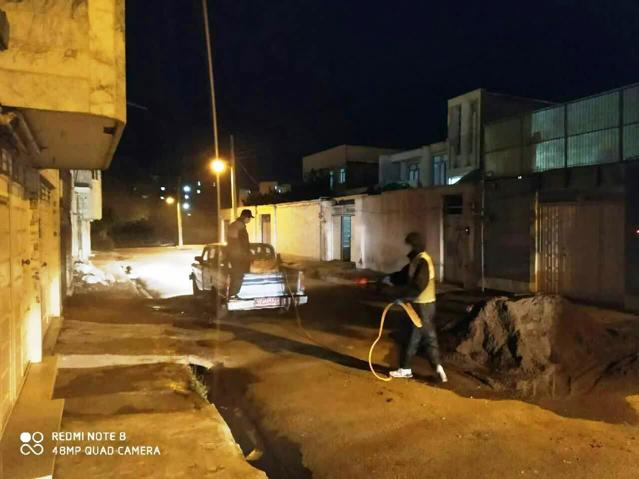ضد عفونی کردن معابر واماکن عمومی استان زنجان به همت گروه جهادی شهید محسن محمدی ضد عفونی کردن معابر واماکن عمومی استان زنجان به همت گروه جهادی شهید محسن محمدی