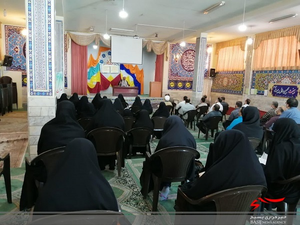 برگزاری همایش فرهنگیان بسیجی قم همزمان با دهه کرامت+ تصاویر