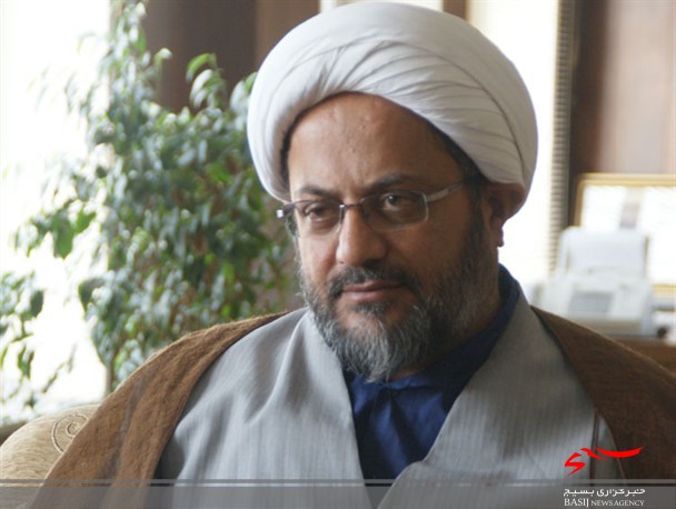 اقدام موهن نشریه شارلی ابدو لکه ننگی در تاریخ کشور فرانسه است