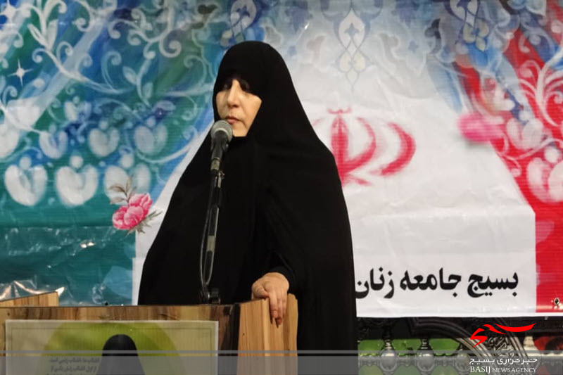 انقلابی&zwnj;گری و ظلم&zwnj;ستیزی شیعیان از نهضت سیدالشهدا(ع) است/ زن با انسان&zwnj;سازی می&zwnj;تواند سعادت یا شقاوت ملت&zwnj;ها را رقم بزند