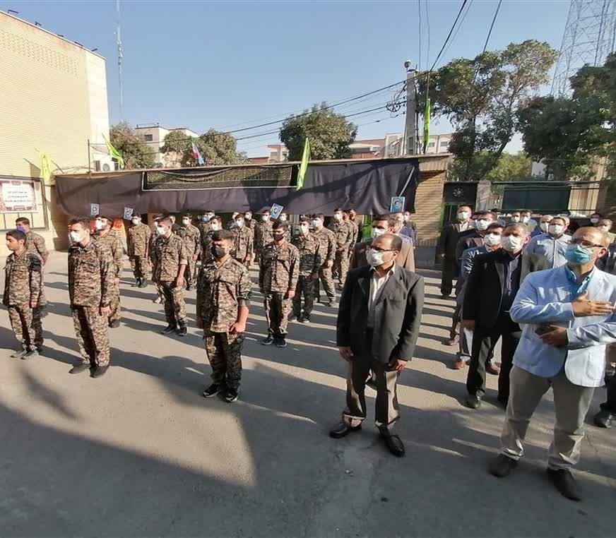 برگزاری صبحگاه مشترک و کمک مومنانه به همت بسیج دانش آموزی و آموزش پرورش ناحیه دو شهرری برگزاری صبحگاه مشترک و کمک مومنانه به همت بسیج دانش آموزی و آموزش پرورش ناحیه دو شهرری