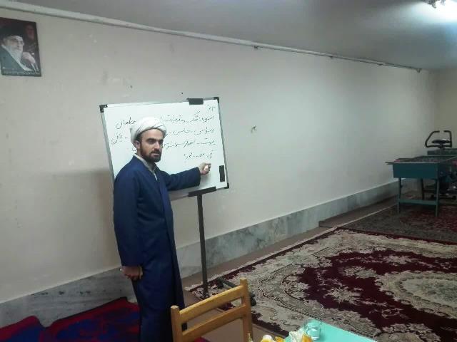 دوره آموزشی تغذیه در سبک زندگی اسلامی و سلامت در زنجان برگزار شد