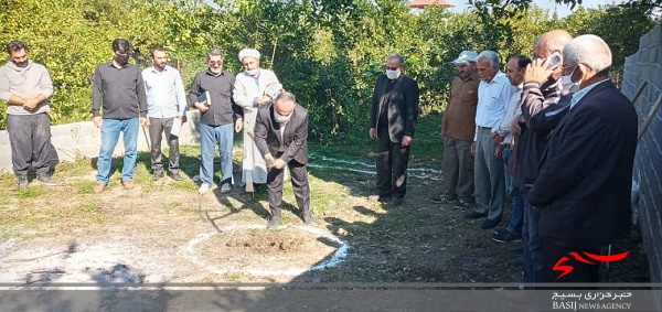 کلنگ زنی ۸۰ واحد خانه محروم در قائم شهر