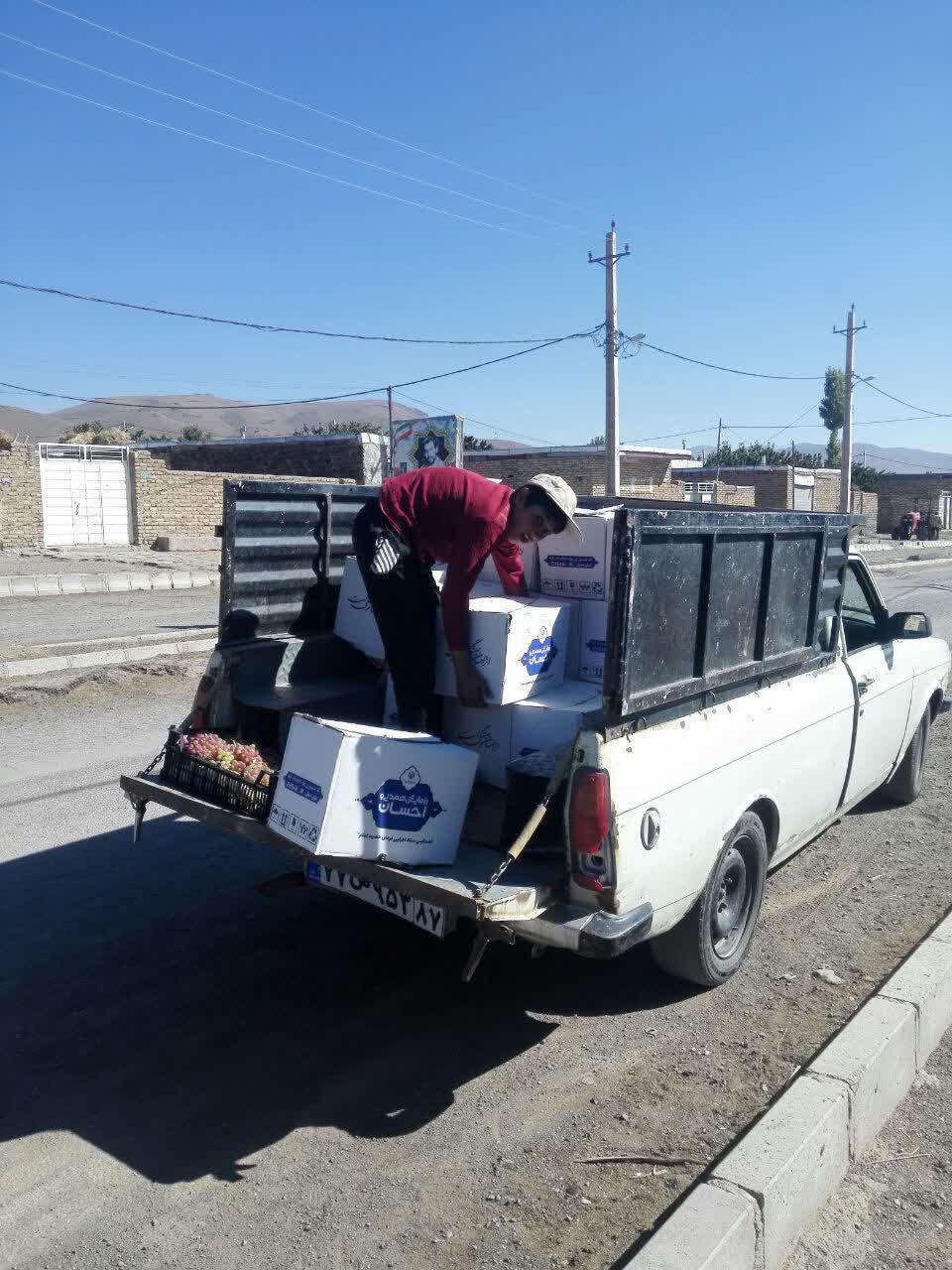 توزیع 200بسته معیشتی در روستاهای تحت پوشش قرارگاه پیشرفت وآبادانی سپاه زنجان توزیع 200بسته معیشتی در روستاهای تحت پوشش قرارگاه پیشرفت وآبادانی سپاه زنجان