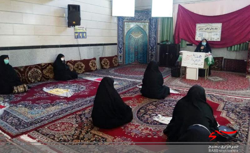 اجرای ۳۰ برنامه طی هفته بسیج توسط حوزه حضرت خدیجه (س) همدان