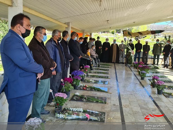 شهدا در مقابل تهدیدات دشمن عقب نشینی نکردند