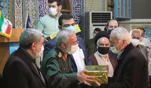 شهیدان بهترين پشتوانه هاي انقلاب هستند که مي توان با اطمينان به آنان تکيه کرد و راه صحيح را پيمود