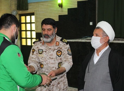 مراسم تجليل از پاسداران و بسيجيان نمونه لشکر 27 حضرت محمد رسول الله (ص)