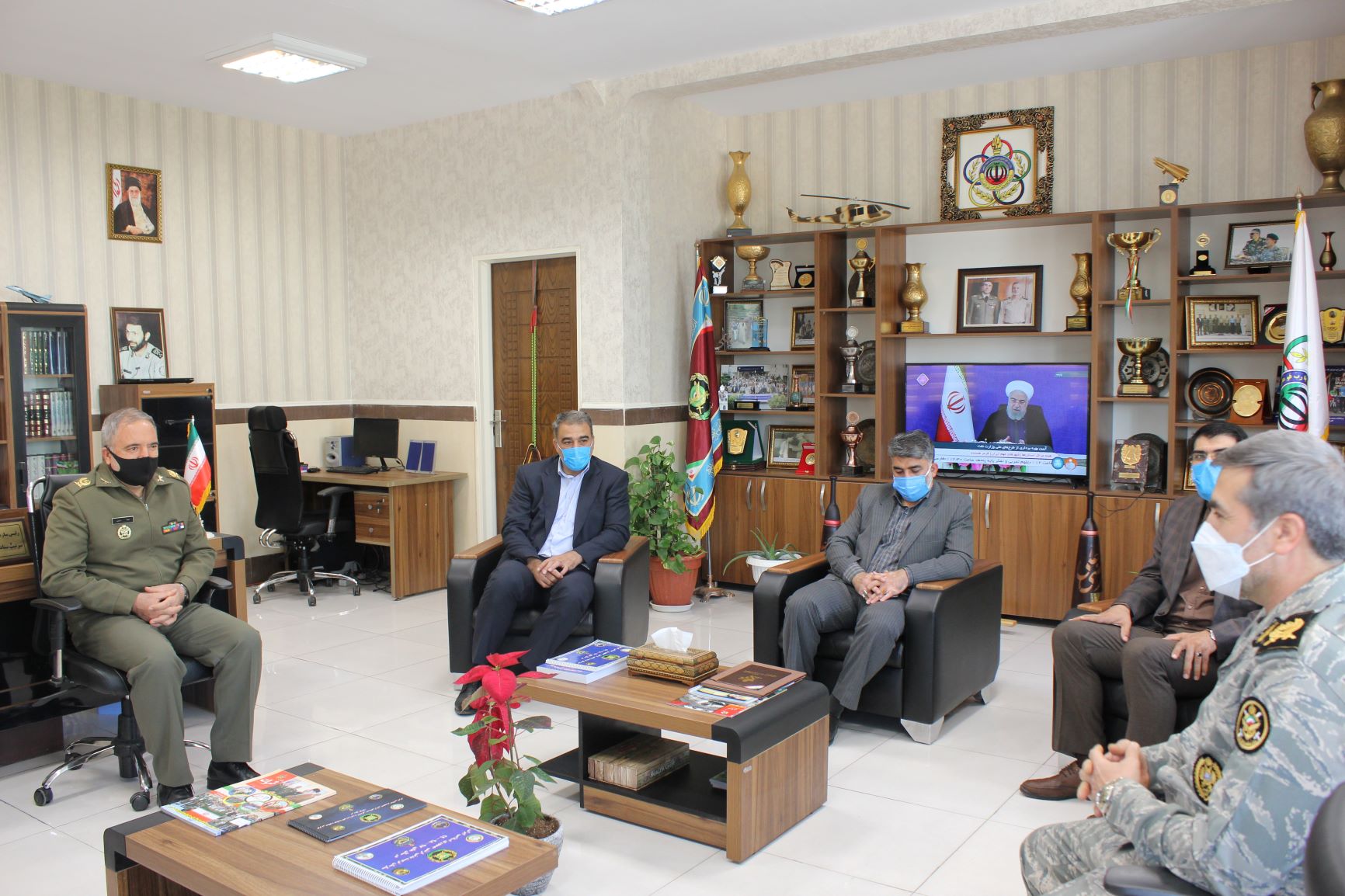 دیدار مدیران ورزش کشور با رییس تربیت بدنی ارتش جمهوری اسلامی ایران دیدار مدیران ورزش کشور با رییس تربیت بدنی ارتش جمهوری اسلامی ایران