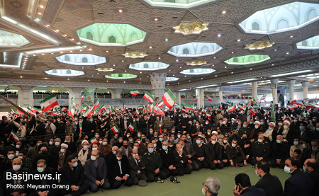 حاج قاسم یک مکتب است که با ترور و موشک از بین نمی&zwnj;رود