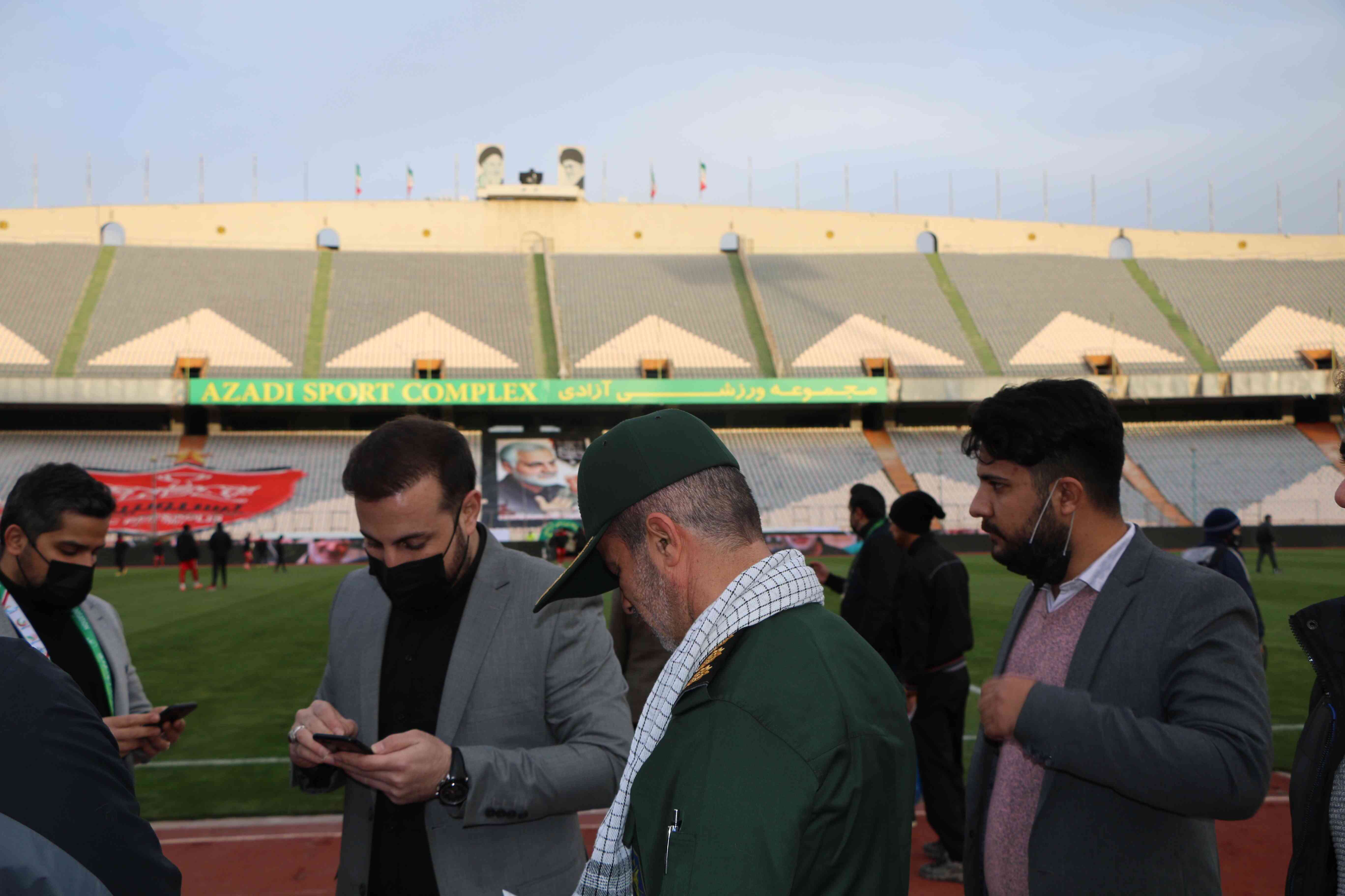 حضور رئیس سازمان ورزش بسیج در مراسم یادبود سردار شهید حاج قاسم سلیمانی در ورزشگاه آزادی حضور رئیس سازمان ورزش بسیج در مراسم یادبود سردار شهید حاج قاسم سلیمانی در ورزشگاه آزادی