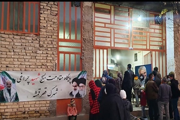 نذر سردار| پخت و توزیع نان صلواتی در ۲۰ منطقه استان فارس به نیت شهید حاج قاسم سلیمانی/ تصاویر