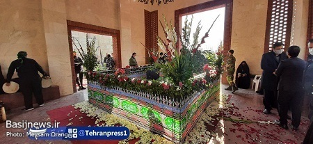 تشییع و تدفین شهدای گمنام دفاع مقدس در بوستان دامپزشک