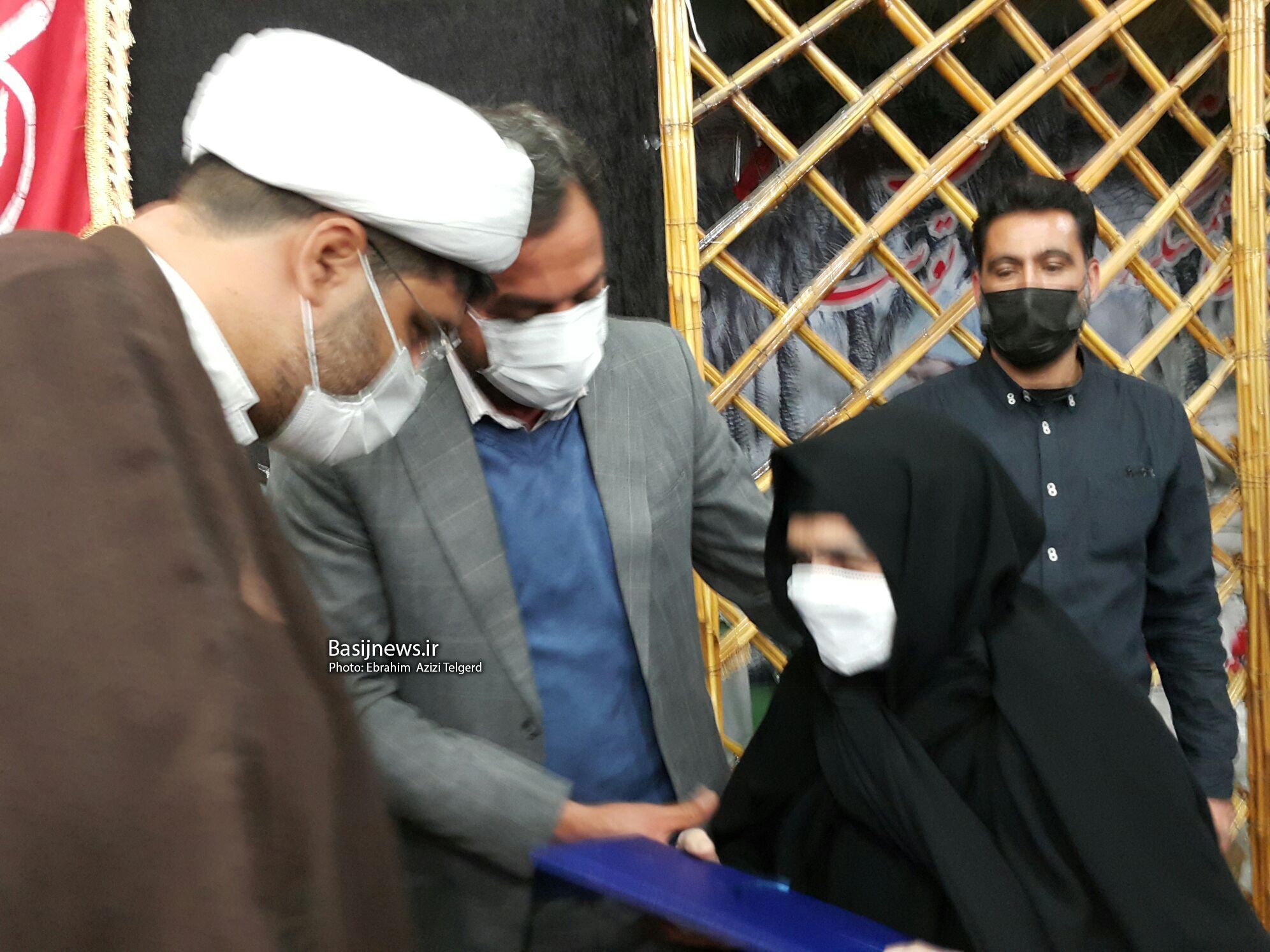 آیین تجلیل از ۲۰ خانواده شهید ارتش در یاسوج