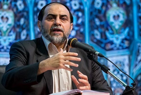 رهبری چند مشخصه دارند که هیچکس اینها را با هم ندارد رهبری چند مشخصه دارند که هیچکس اینها را با هم ندارد