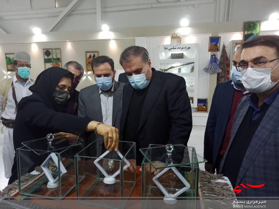 انگشتر سردار سلیمانی اثر هنرمندصنایعدستی کهگیلویه و بویراحمدی رونمایی شد انگشتر سردار سلیمانی اثر هنرمندصنایعدستی کهگیلویه و بویراحمدی رونمایی شد